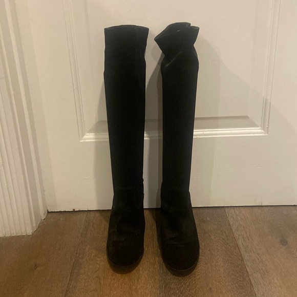 Michael Kors black suede knee boots. - Picture 1 of 3